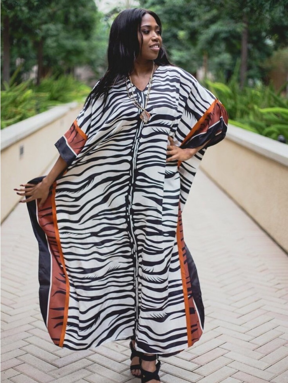NWT ZEBRA LONG CAFTAN - GODDESS BY Winlar